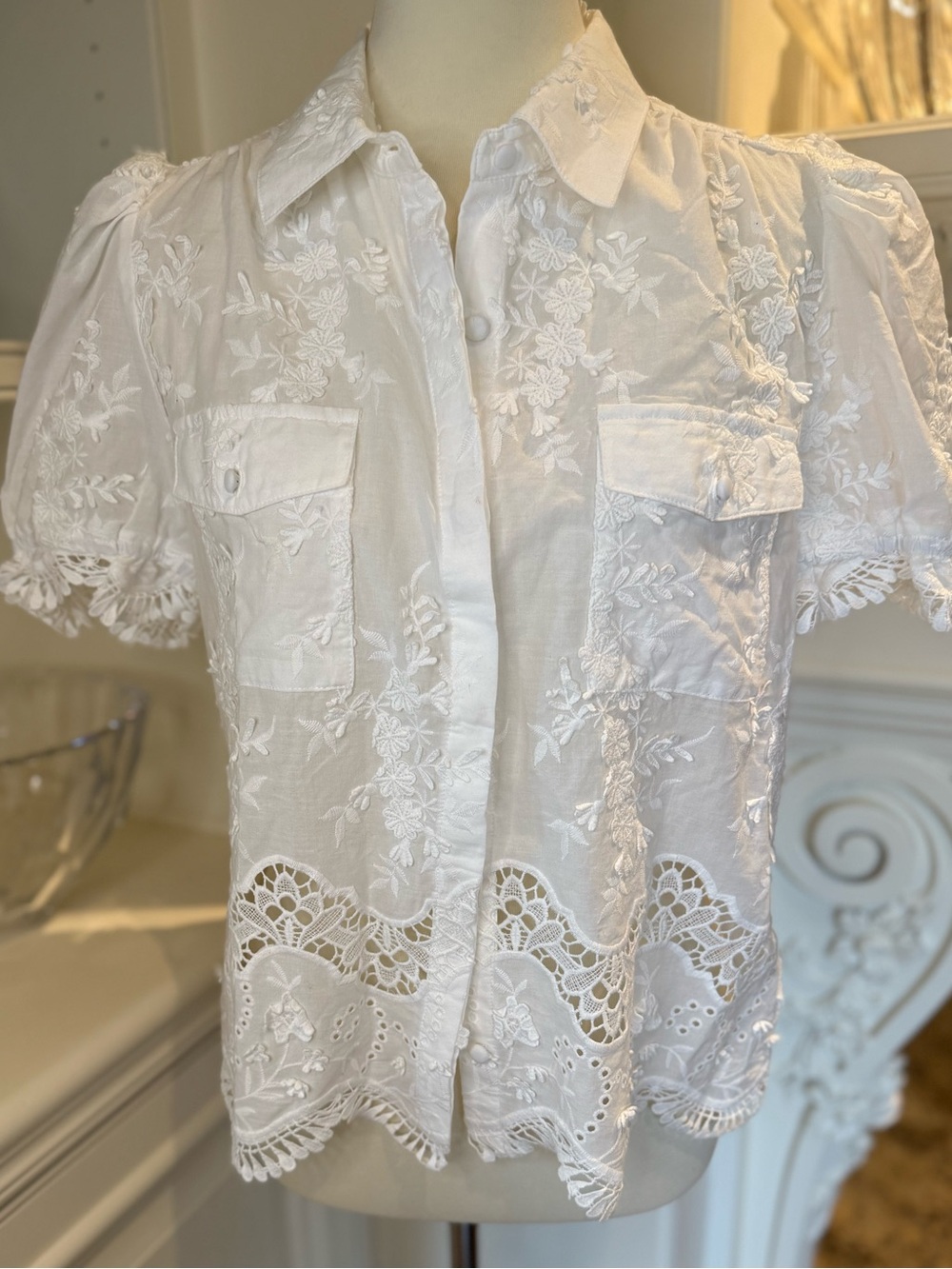 Generation Love NEW Mina 3D Voile Lace Shirt in White Size Medium retail $220 - Picture 4 of 11